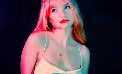 Ella Red