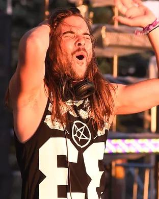 Seven Lions