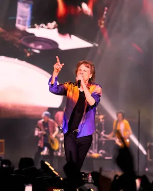 Beatles vs. Stones - A Musical Showdown